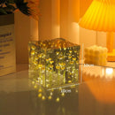 Luminária Cubo de Tulipas 3D LED com Efeito Infinito